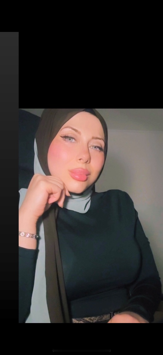 Esra Gultakin